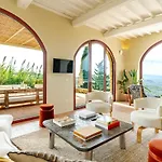 Luxury 8 Bed Tuscan Near Florence With Heated Infinity Pool